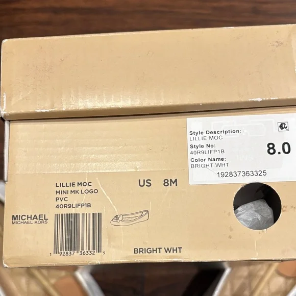 Michael Kors Vintage Lily Moccasins - Picture 2 of 8